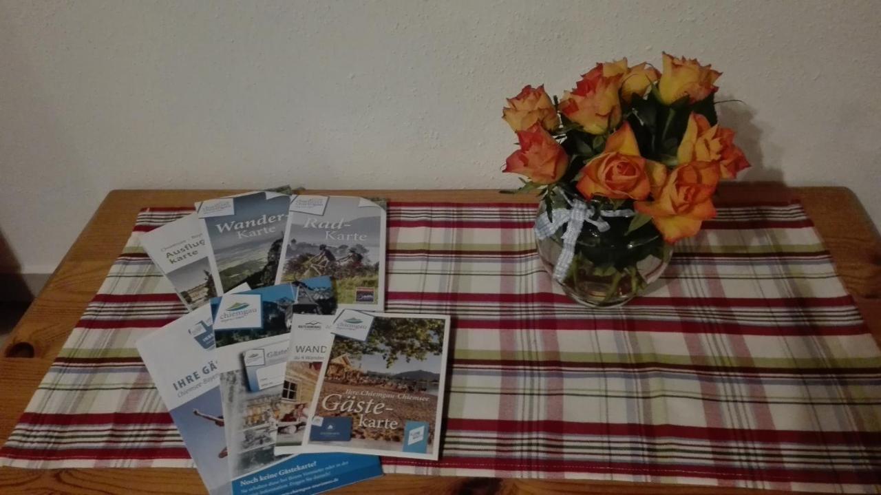 Ferienwohnung Schmid-Hof Oberwoessen Luaran gambar